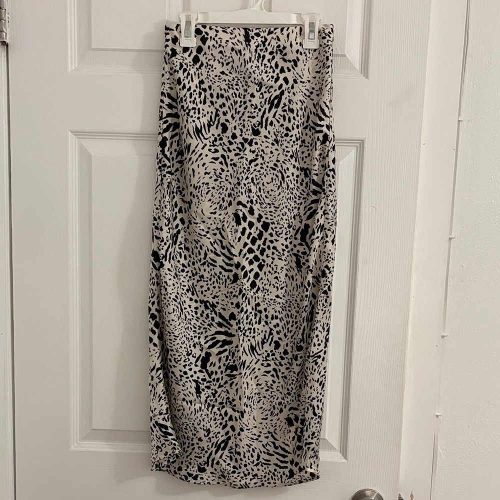 Satin skirt